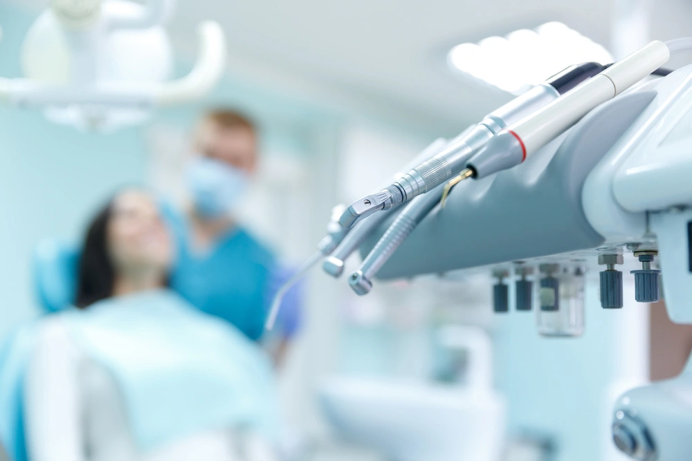 Root canal: how to get rid of dead nerves and prevent infections